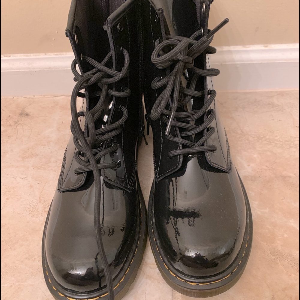 Dr Martens size 7 in women’s